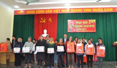 “Tết đến mọi nhà” cho người nghèo Huyện Đoan Hùng