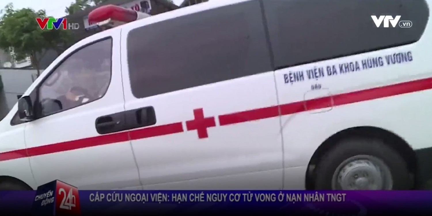 Xe cấp cứu bệnh viện Hùng Vương