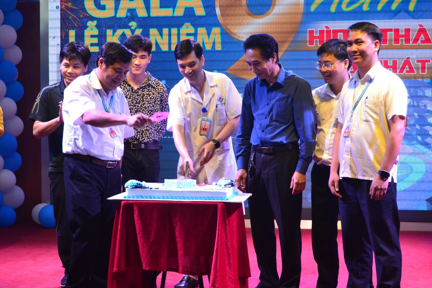Gala kỷ niệm 9 năm hình thành và phát triển BVĐK Hùng Vương - Tiếp nối thành công-Vươn tầm cao mới