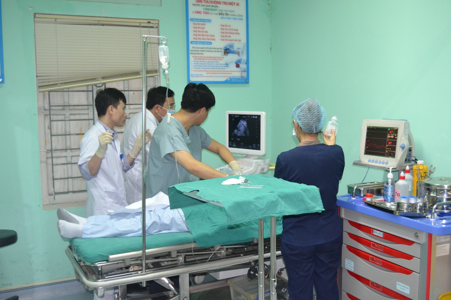 Kết nối chuyên gia toàn cầu bằng công nghệ giải phẫu bệnh số(DPS) tại bệnh viện đa khoa Hùng Vương