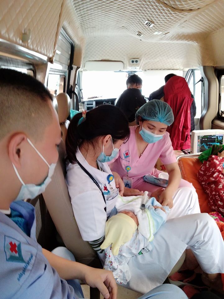 Hành trình gần 600km cấp cứu, giành giật sự sống cho em bé 7 ngày tuổi bị tim bẩm sinh, suy hô hấp