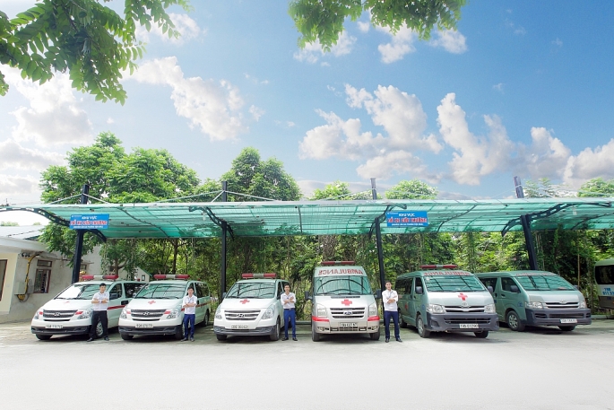 Bệnh viện đa khoa Hùng Vương có 11 xe cứu thương đạt chuẩn với đầy đủ trang thiết bị
