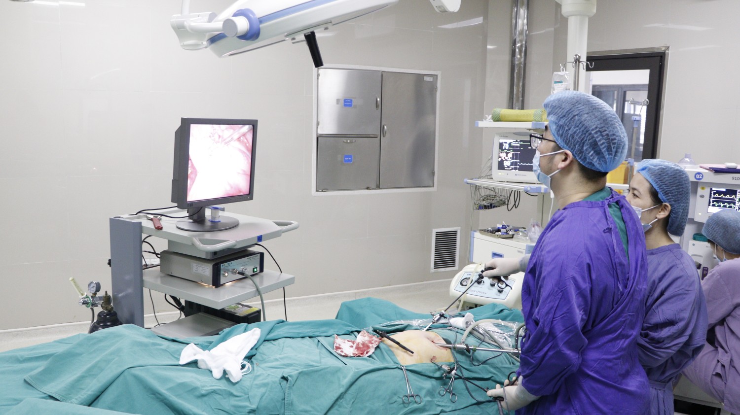 Phẫu thuật nội soi viêm ruột thừa tại Bệnh viện đa khoa Hùng Vương
