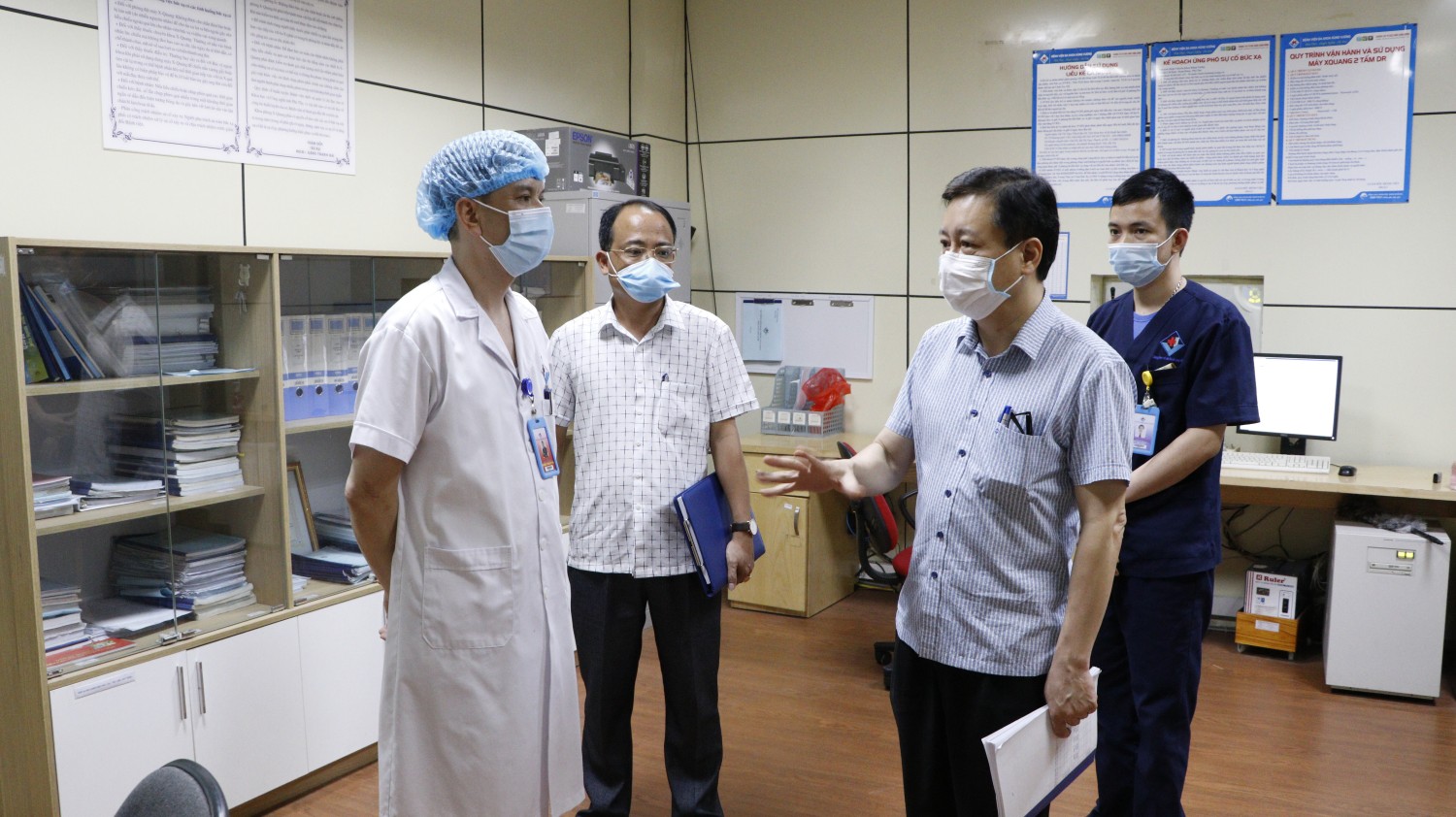 Sở Y tế Phú Thọ kiểm tra công tác phòng chống dịch Covid - 19 tại Bệnh viện đa khoa Hùng Vương