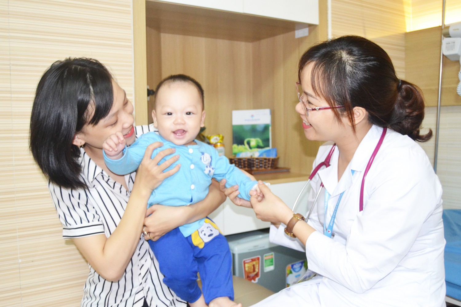 Chuyên khoa Nhi - Khoa Nội nhi đông y Bệnh viện đa khoa Hùng Vương